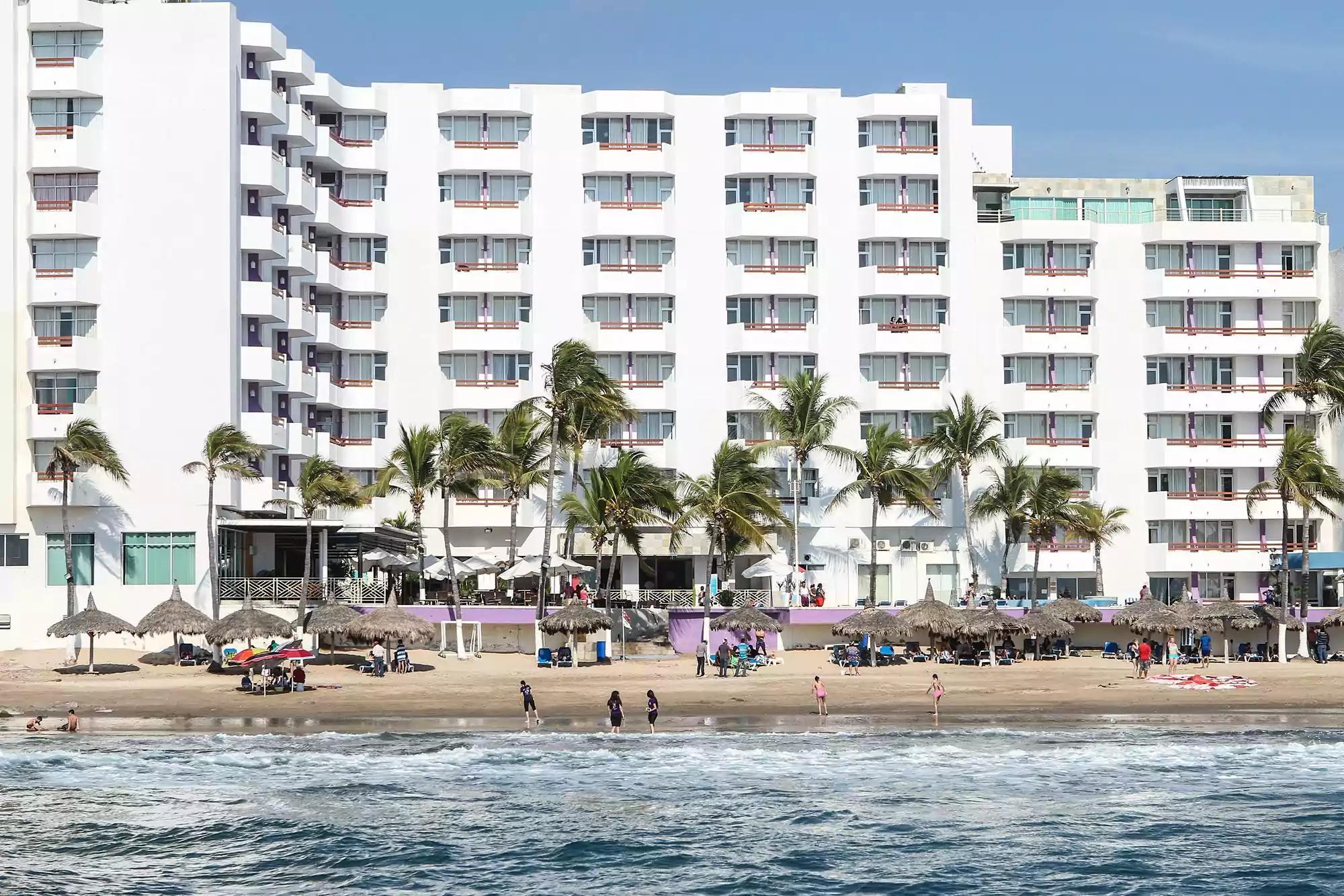Oceano Palace Mazatlan Bagian luar foto